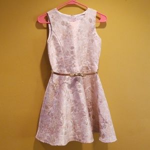 Girls dress